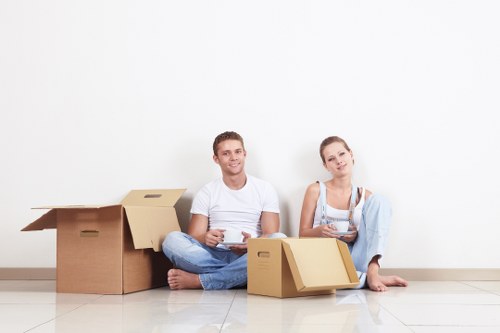 Example of a small apartment move in Whitechapel