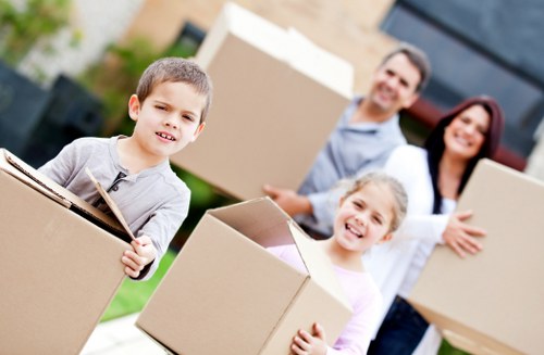 Local moving support for Whitechapel homes and flats