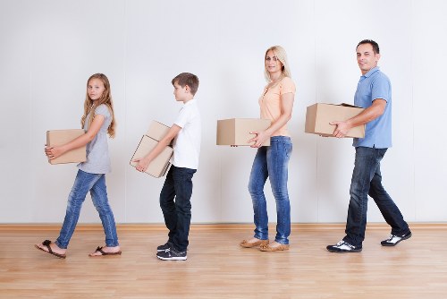 Residential move support in Whitechapel flats and apartments
